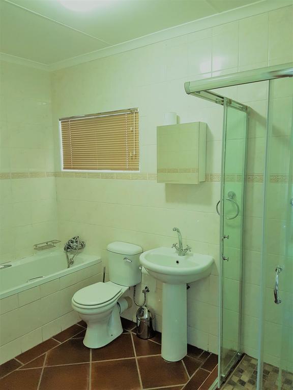 Clarens Retreat Apartment Bagian luar foto
