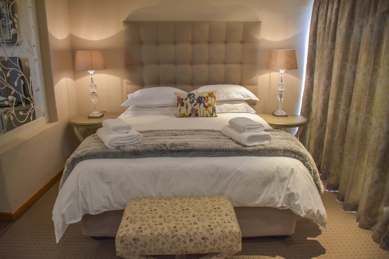 Clarens Retreat Apartment Bagian luar foto