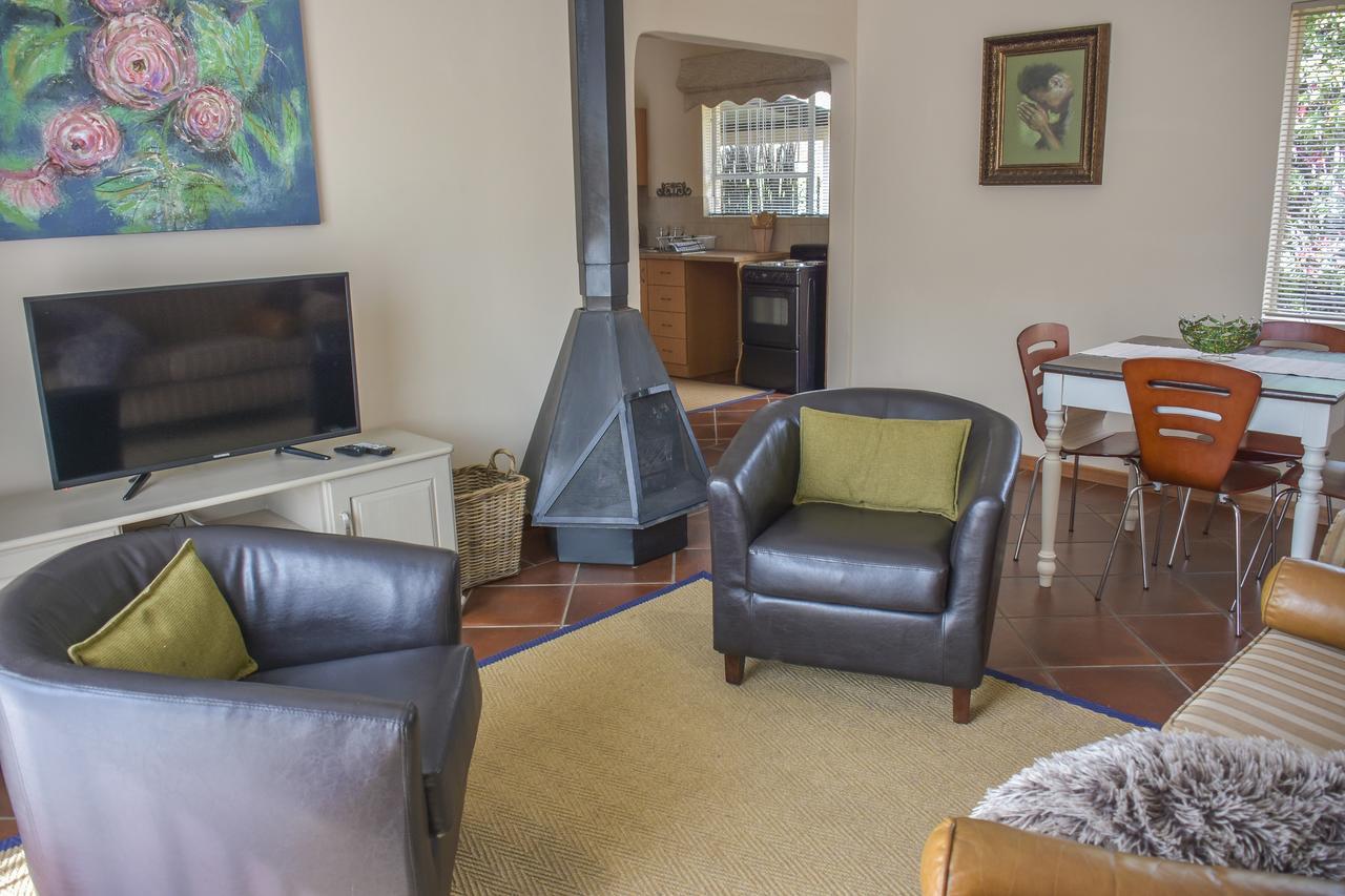 Clarens Retreat Apartment Bagian luar foto