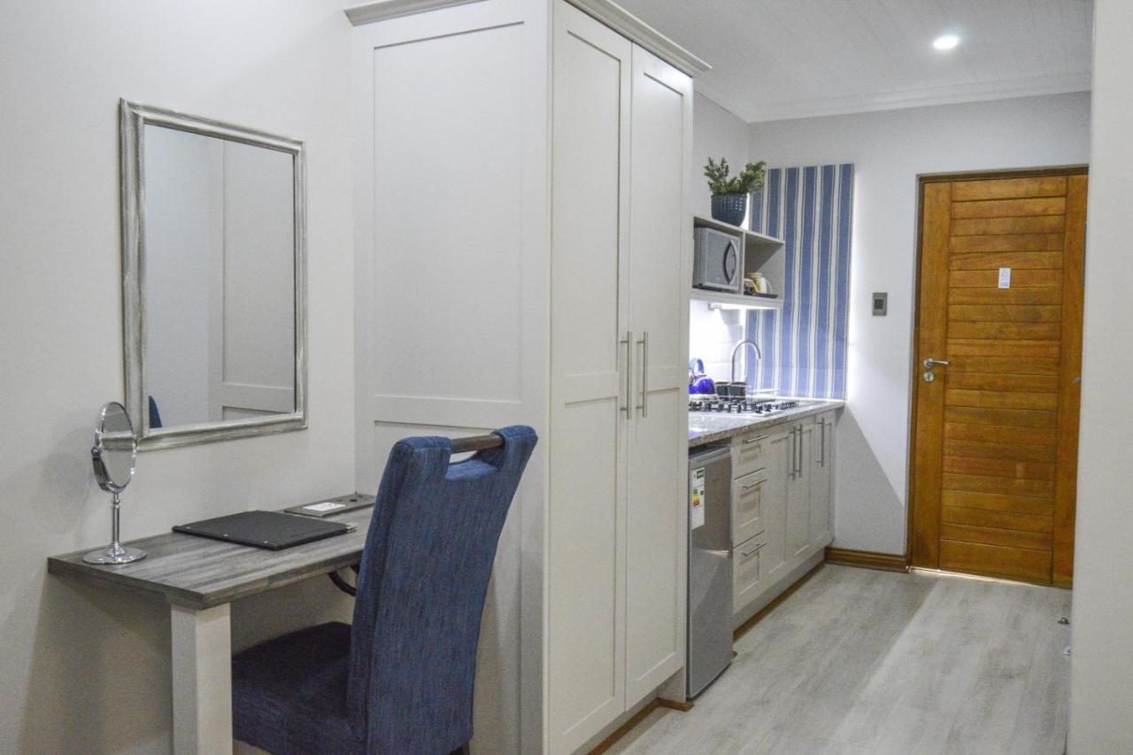 Clarens Retreat Apartment Bagian luar foto